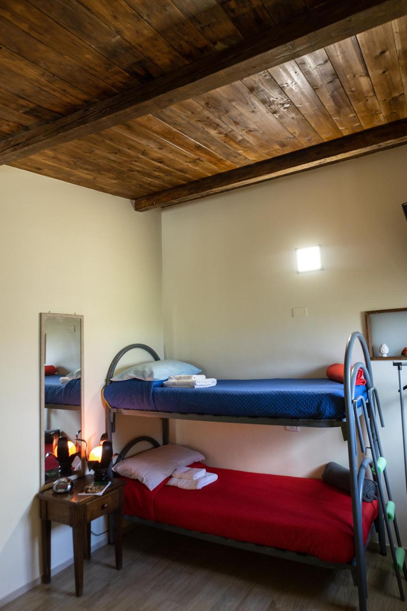 Filuvespri Hotel Comiso Luaran gambar