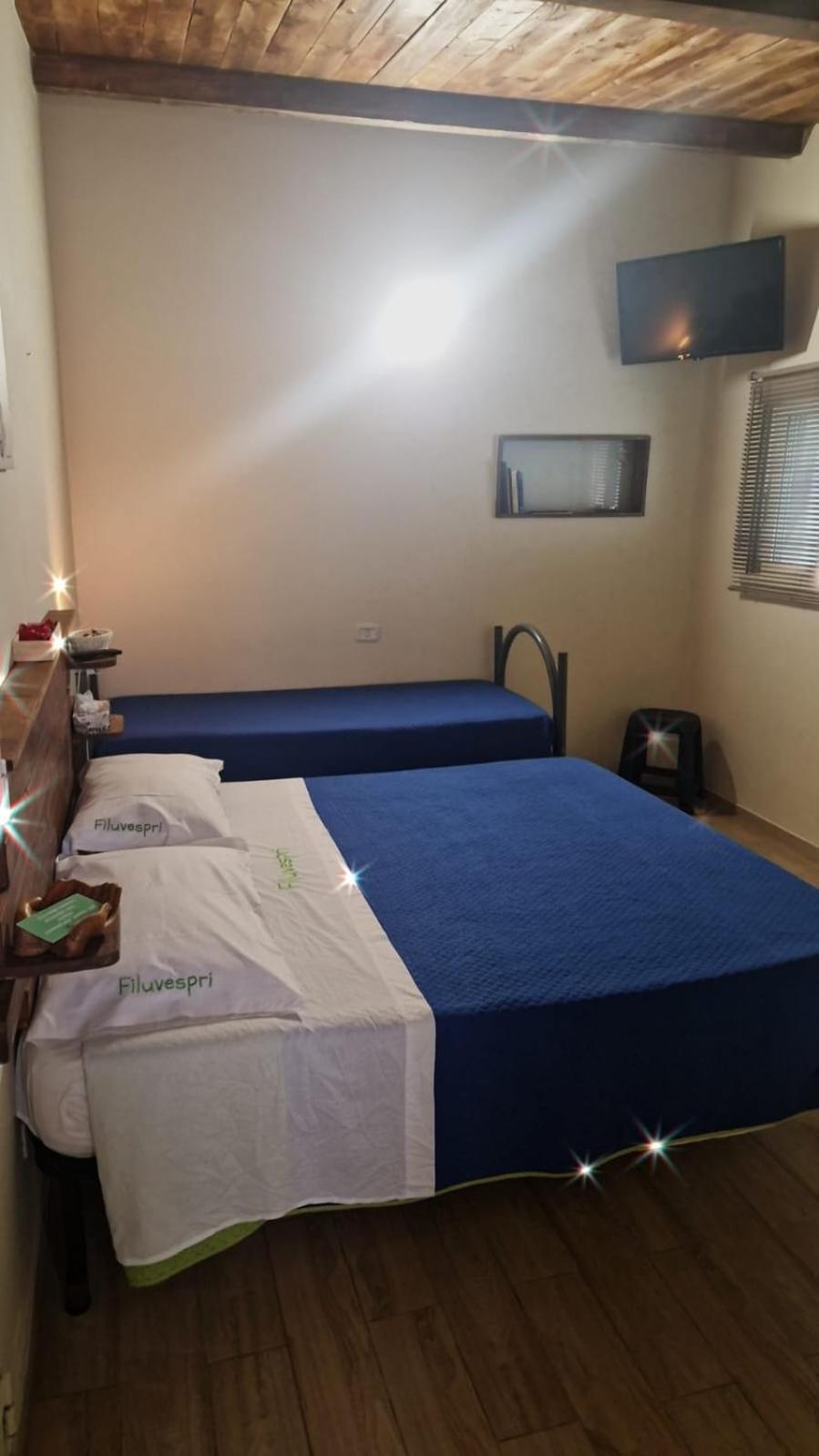 Filuvespri Hotel Comiso Luaran gambar